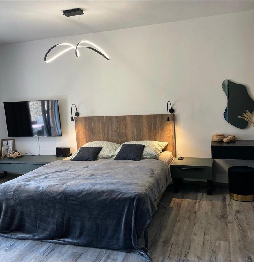 Prima Apartment *
